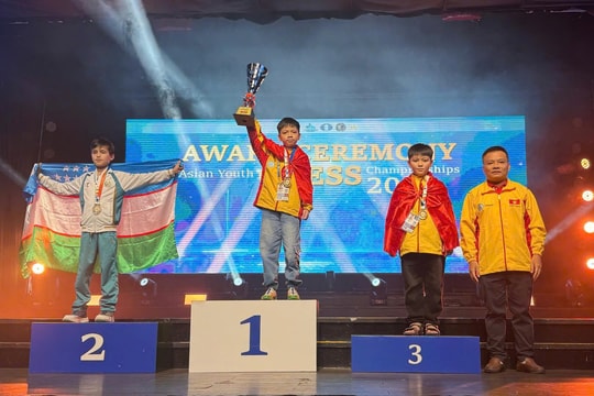 Kỳ thủ Nguyễn Xuân Phương giành Huy chương vàng cờ chớp tại Giải vô địch trẻ châu Á 2025