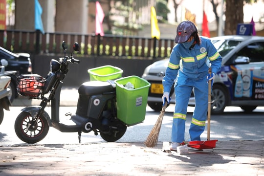 Hà Nội phân cấp vệ sinh môi trường: Sạch từ cơ sở