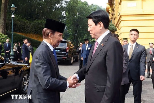 Chủ tịch nước Lương Cường chủ trì lễ đón chính thức Quốc vương Brunei