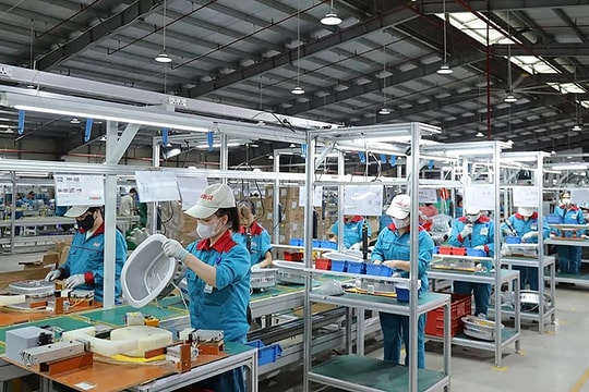 Để đạt mục tiêu năm 2025 tăng trưởng 8,3-8,5%: Gia tăng động lực truyền thống, khơi thông động lực mới