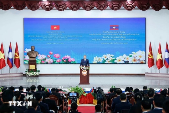 Tổng Bí thư Tô Lâm: Đoàn kết gắn bó keo sơn chính là mạch nguồn của quan hệ Việt - Lào
