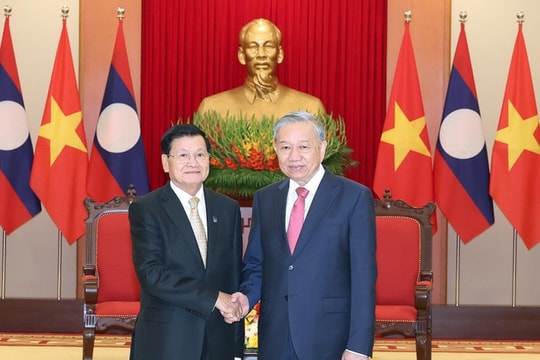 Việt Nam luôn dành ưu tiên cao nhất cho mối quan hệ đoàn kết đặc biệt với Lào