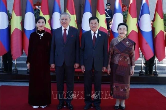 Lễ đón trọng thể Tổng Bí thư Tô Lâm và Phu nhân tại Thủ đô Viêng Chăn (Lào)