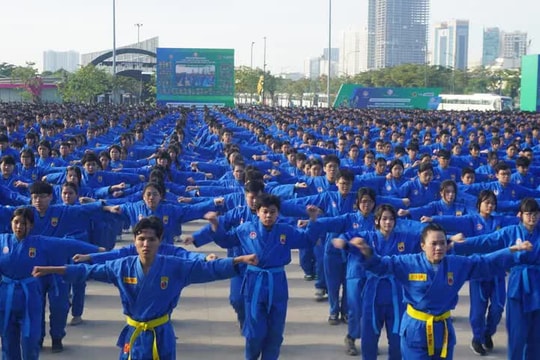 60.000 học sinh lập kỷ lục kép Việt Nam và thế giới với màn đồng diễn võ nhạc Vovinam ấn tượng