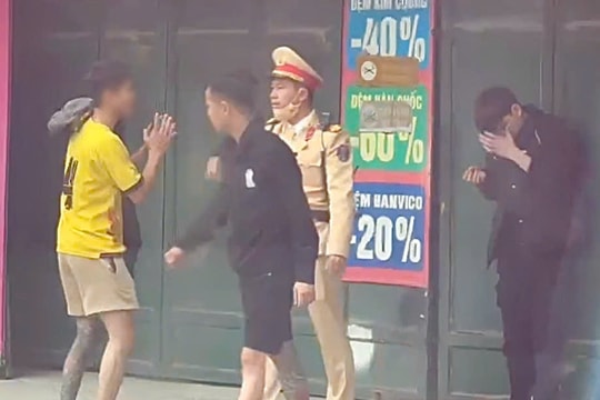 Cảnh sát giao thông Hà Nội kịp thời ngăn chặn vụ ẩu đả