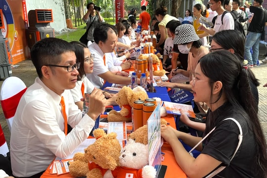 Trường Đại học Khoa học xã hội và nhân văn dự kiến bỏ xét tổ hợp C00 ở 15 ngành