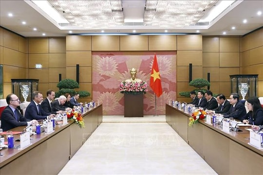 Chủ tịch Quốc hội Trần Thanh Mẫn tiếp Phó Chủ tịch Thứ nhất Hội đồng Liên bang Nga