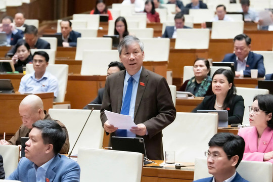 Đại biểu Quốc hội đề nghị miễn viện phí ngay cho những người đang điều trị các bệnh ung thư, khó chữa