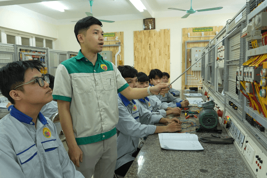 Nâng chuẩn đào tạo để đáp ứng nhu cầu nhân lực của thị trường lao động