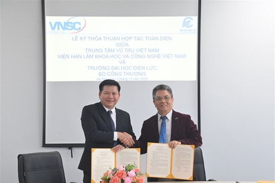 Trường Đại học Điện lực tăng cường hợp tác toàn diện với Trung tâm Vũ trụ Việt Nam