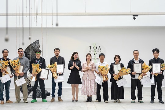 Triển lãm “Tỏa V - Điểm chạm khoa học” Cuộc đối thoại giữa nghệ thuật và trí tuệ nhân loại