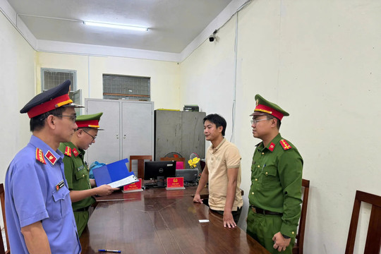 Đà Nẵng: bắt tạm giam đối tượng khai thác khoáng sản trái phép nhiều lần
