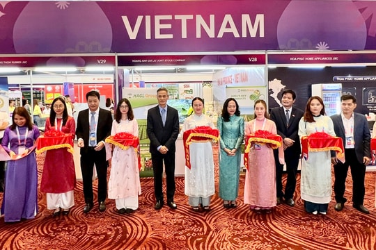 Khai mạc Hội chợ Thương mại Việt Nam tại Campuchia