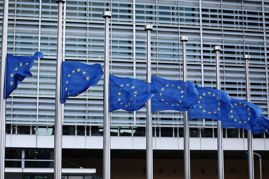 EC đề xuất hai phương án giải quyết nhu cầu tài chính của Ukraine