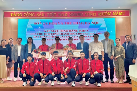 Hà Nội: Khen thưởng HLV, VĐV xuất sắc tại giải Bi sắt vô địch thế giới năm 2025