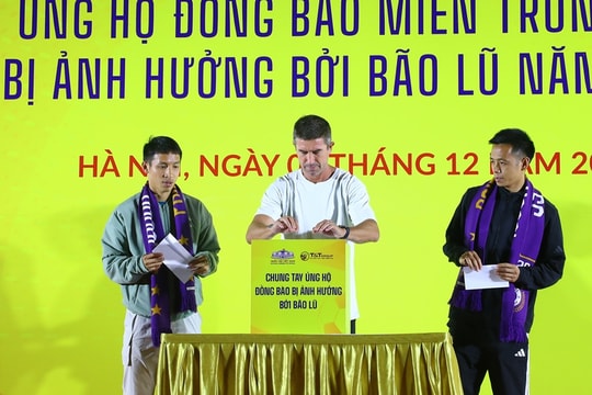 HLV Kewell, cầu thủ Hà Nội FC chung tay ủng hộ đồng bào thiệt hại do mưa lũ