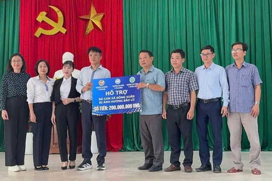 Trường Cao đẳng Y tế Hà Nội: Nhiều hoạt động thiện nguyện hướng về người dân vùng lũ