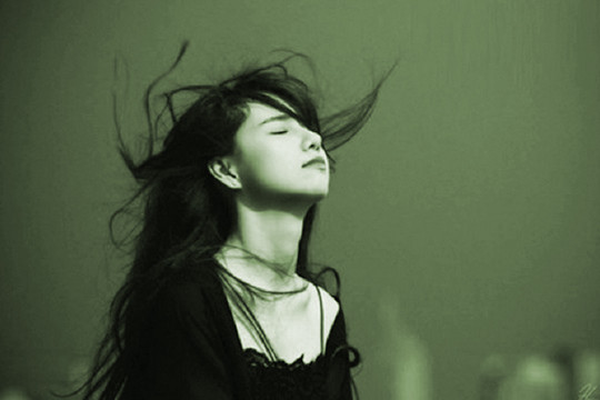Khi con biết yêu