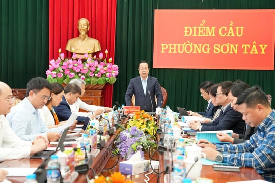 Thành ủy Hà Nội giám sát công tác thực hiện chuyên đề trọng tâm, cấp bách tại phường Sơn Tây