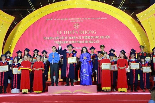 Những người trẻ viết “cổ tích” giữa đời thường