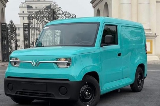 VinFast EC Van thương mại lộ diện, sẵn sàng bàn giao cho khách hàng