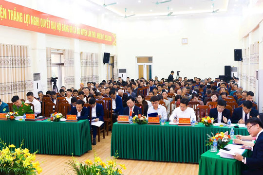 HĐND xã Đại Xuyên biểu quyết thông qua 8 nghị quyết quan trọng