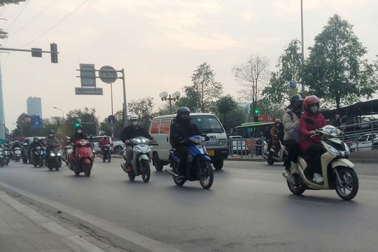 Hà Nội mưa nhỏ, rét về đêm và sáng
