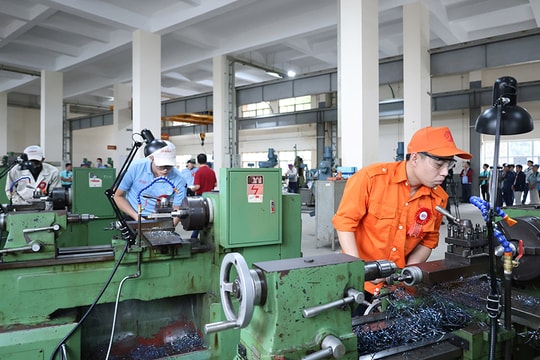 Tạo nền tảng đưa đất nước vào kỷ nguyên mới