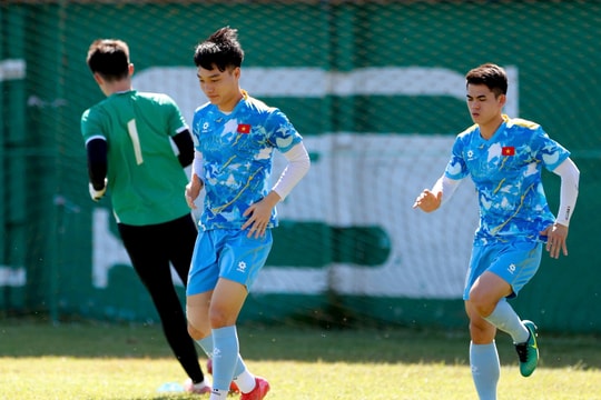 Xuân Bắc trở lại tập cùng đội tuyển U22 Việt Nam