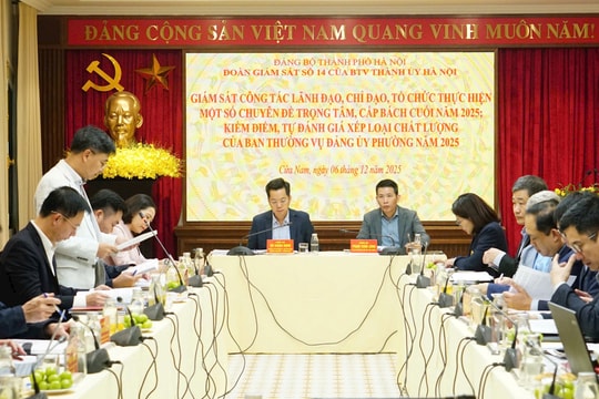 Phường Cửa Nam: Đẩy mạnh phân cấp, ủy quyền và chuyển đổi số