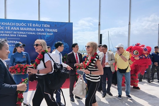 Khánh Hoà đón tàu biển quốc tế Costa Serena với gần 2.700 du khách