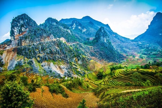 [Podcast] Cao nguyên đá Đồng Văn được vinh danh điểm đến văn hóa hàng đầu thế giới 2025