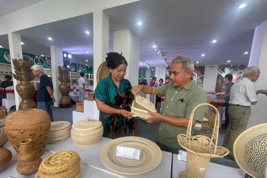 Khai mở giá trị làng nghề Hà Nội: Nguồn lực văn hóa cho công nghiệp Thủ đô