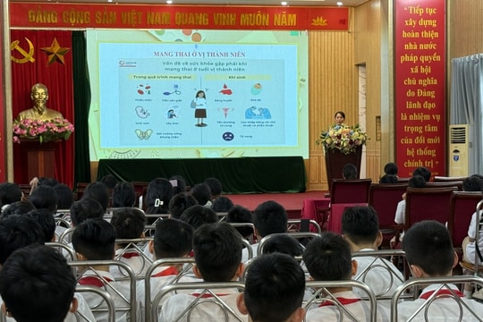 Nâng cao hiểu biết về sức khỏe sinh sản cho thanh, thiếu niên