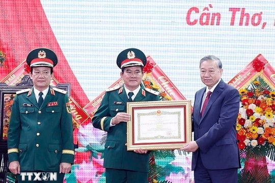 Tổng Bí thư Tô Lâm: Tập trung xây dựng lực lượng vũ trang Quân khu 9 cách mạng, chính quy, tinh nhuệ, hiện đại