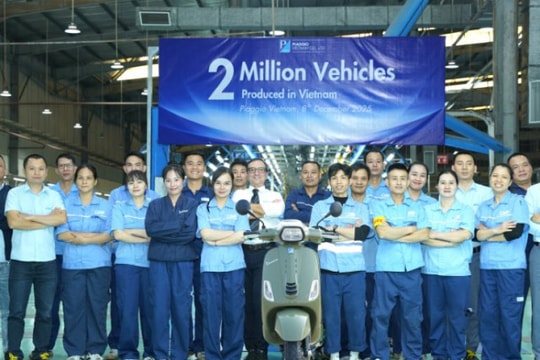 Piaggio kỉ niệm 2 triệu xe xuất xưởng tại nhà máy Phú Thọ