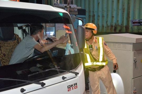 CSGT toàn quốc xử lý hơn 126.000 trường hợp vi phạm nồng độ cồn