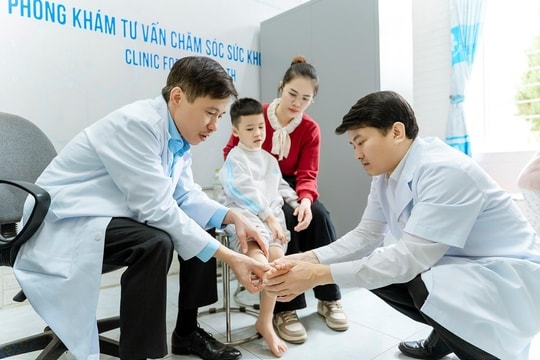 Tấm lòng thiện nguyện của các y bác sĩ với đồng bào vùng cao