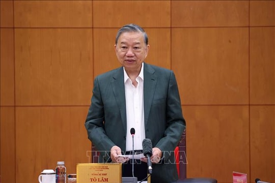 Tổng Bí thư Tô Lâm chủ trì buổi làm việc với Thường trực các Tiểu ban Đại hội XIV của Đảng