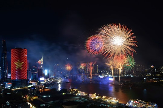 TP Hồ Chí Minh tổ chức bắn pháo hoa tại 4 điểm đón năm mới 2026