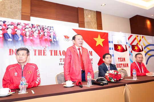 Bộ trưởng Bộ VHTTDL Nguyễn Văn Hùng thăm, động viên Đoàn Thể thao Việt Nam tại SEA Game 33