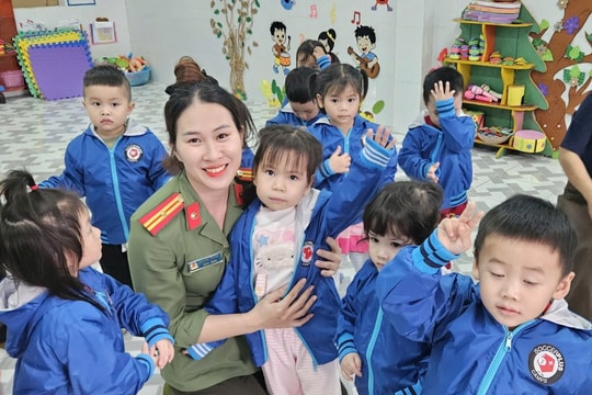 Đà Nẵng: Trao những món quà gửi gắm hơi ấm