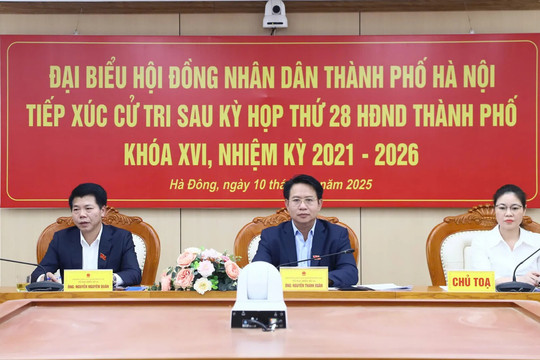 Tổ đại biểu số 10 HĐND Thành phố tiếp xúc cử tri sau Kỳ họp thứ 28