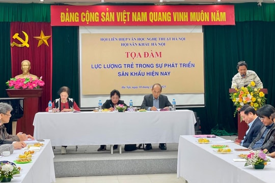 Khoảng trống lực lượng trẻ trên sân khấu: “Báo động đỏ” về sự kế cận