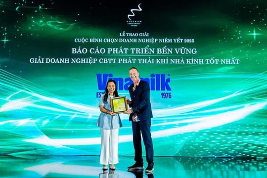 Vinamilk bứt phá ESG với danh hiệu “Ngôi sao CSI” và loạt giải thưởng danh giá 2025