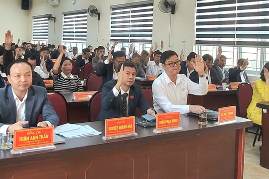 HĐND xã Đoài Phương tổ chức kỳ họp thường lệ cuối năm 2025