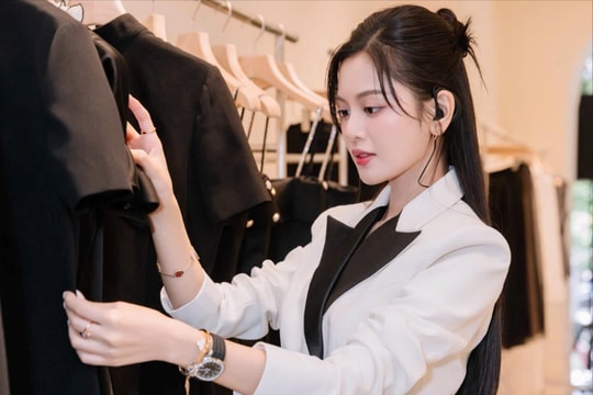 Người Việt trẻ ứng dụng trí tuệ nhân tạo độc đáo trong lĩnh vực thời trang