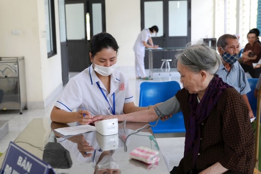 Phủ sóng Bảo hiểm y tế toàn dân: Hà Nội vững vàng trụ cột an sinh, vì sức khỏe triệu người dân
