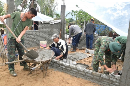 Đắk Lắk: Thần tốc xây dựng nhà cho người dân đón Tết
