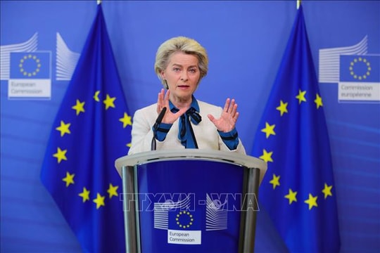 Bà Ursula von der Leyen đứng đầu Danh sách 100 Phụ nữ quyền lực nhất thế giới năm 2025